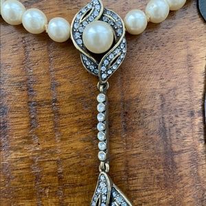 Heidi Daus single strand necklace